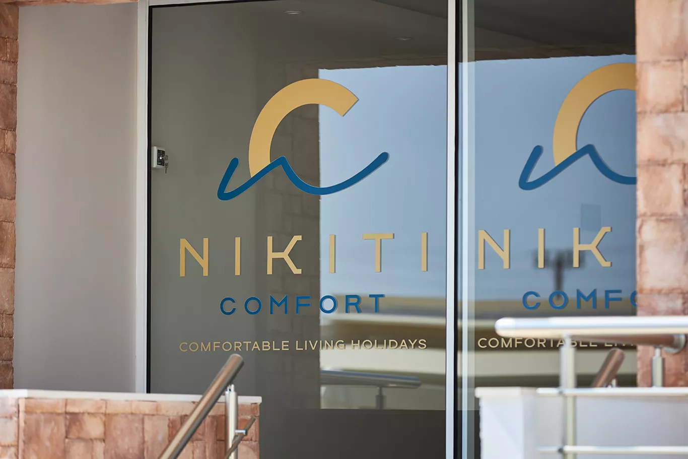 Tiara Holidays - Nikiti Comfort - ulaz